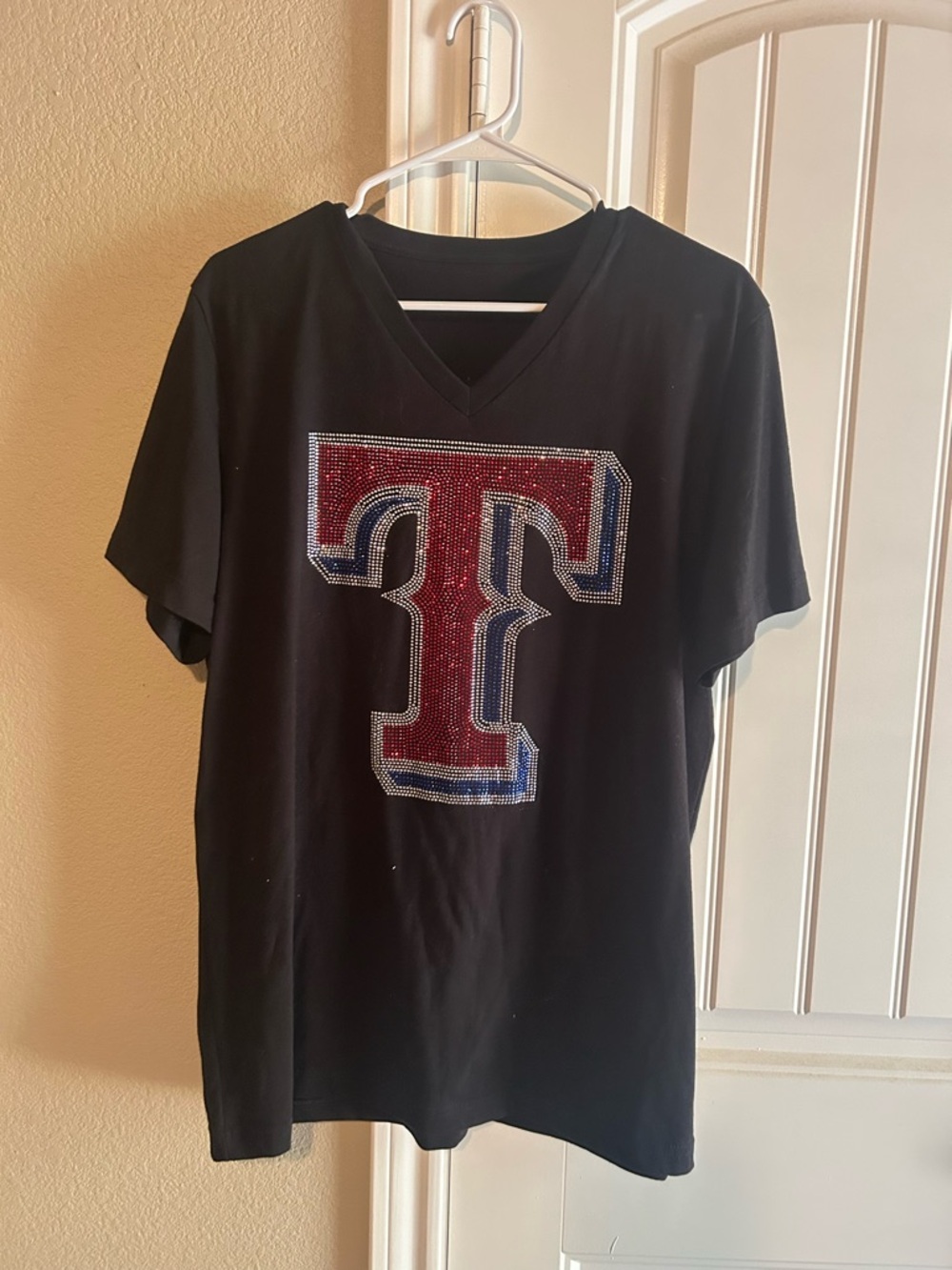 Black Short-Sleeve V-Neck Tee with Red Rhinestone 'T' Accent